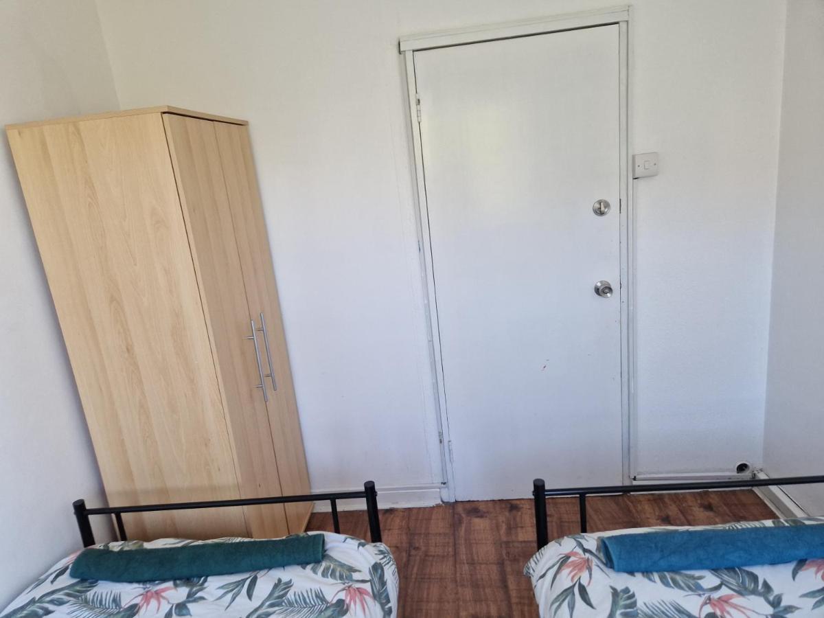 Privatunterkunft Twin Bed For Guests